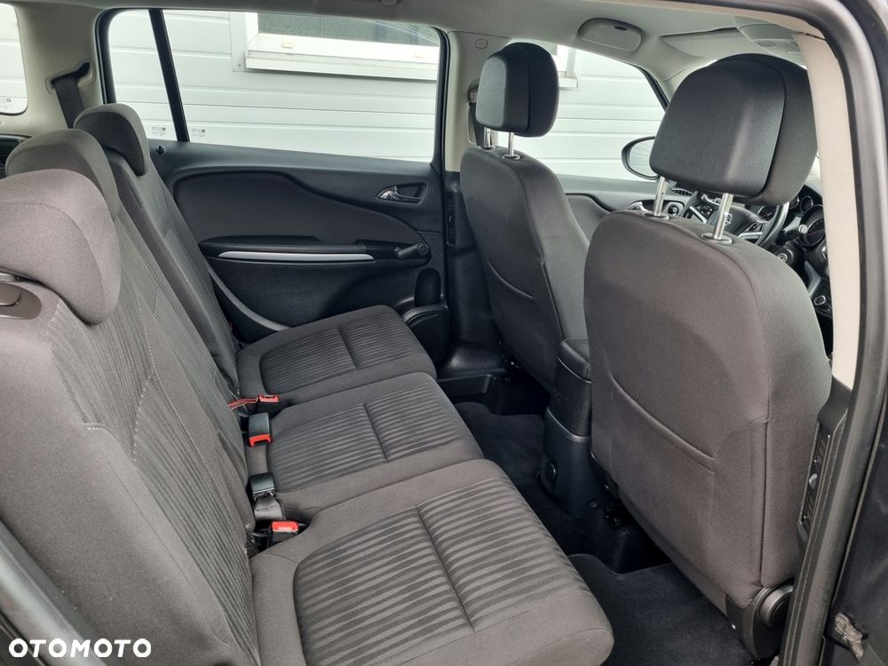 Opel Zafira 2.0 CDTI Enjoy - 21