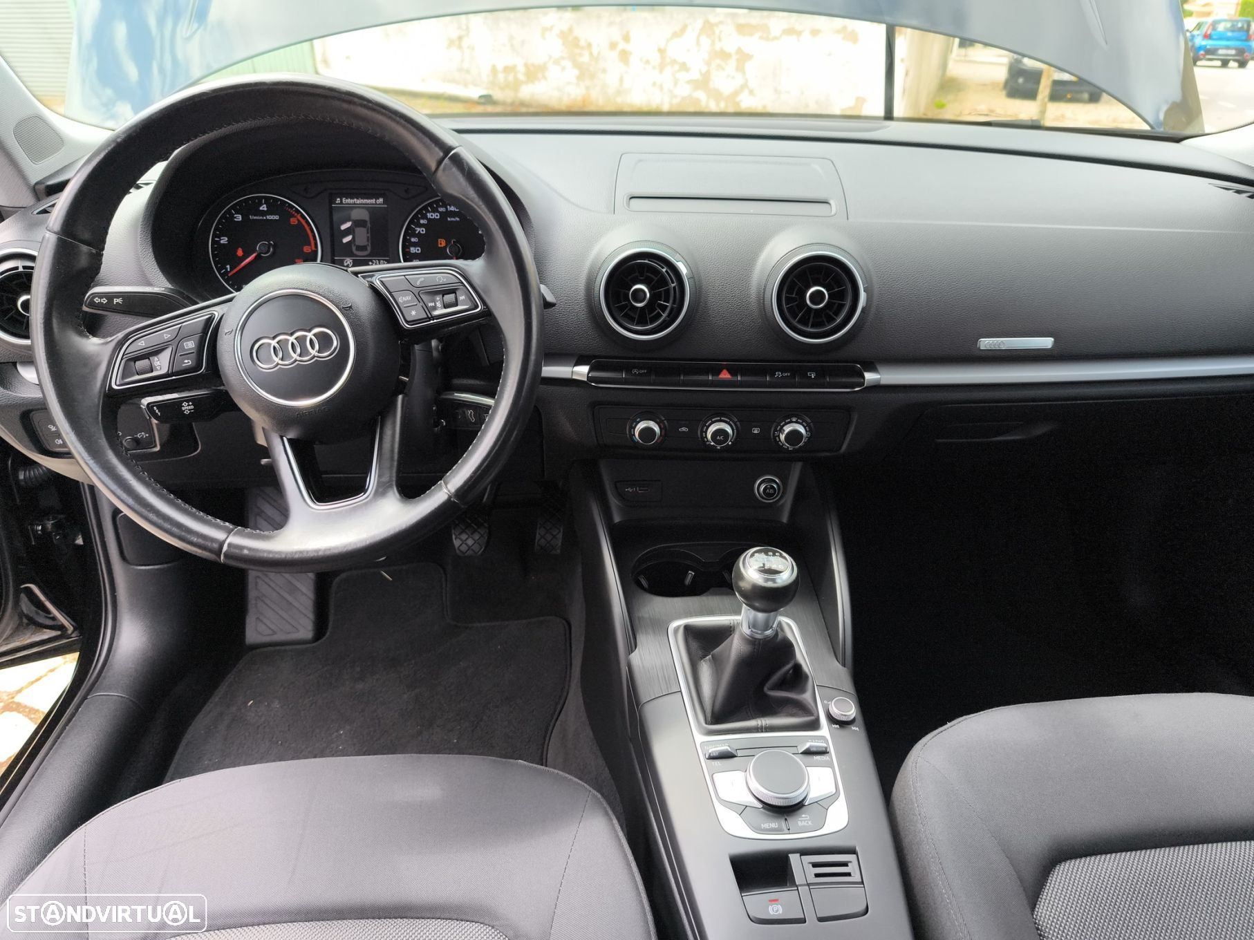 Audi A3 Limousine 1.6 TDI Attraction - 18