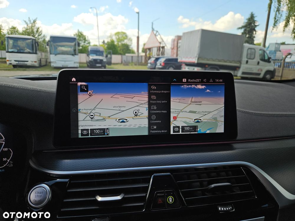 BMW Seria 5 545e xDrive M Sport sport - 34