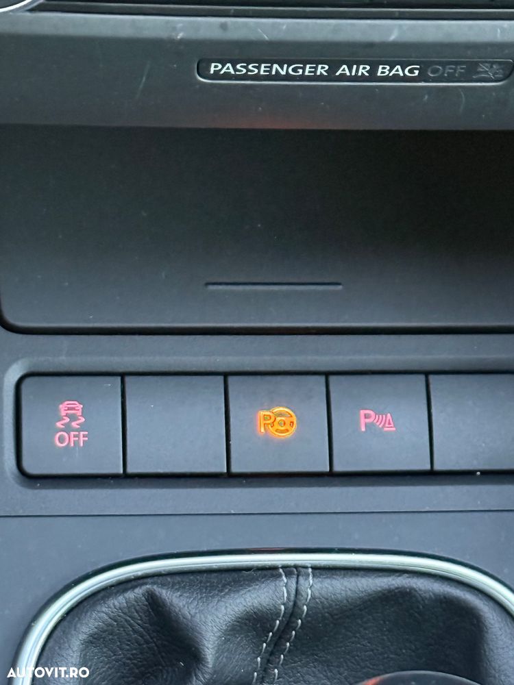 Volkswagen Golf 2.0 TDI DPF 4Motion Style - 14