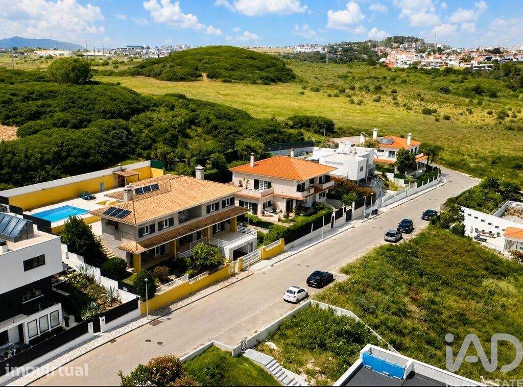 Casa / Villa T5 em Barcarena de 301 m2 - Grande imagem: 3/39