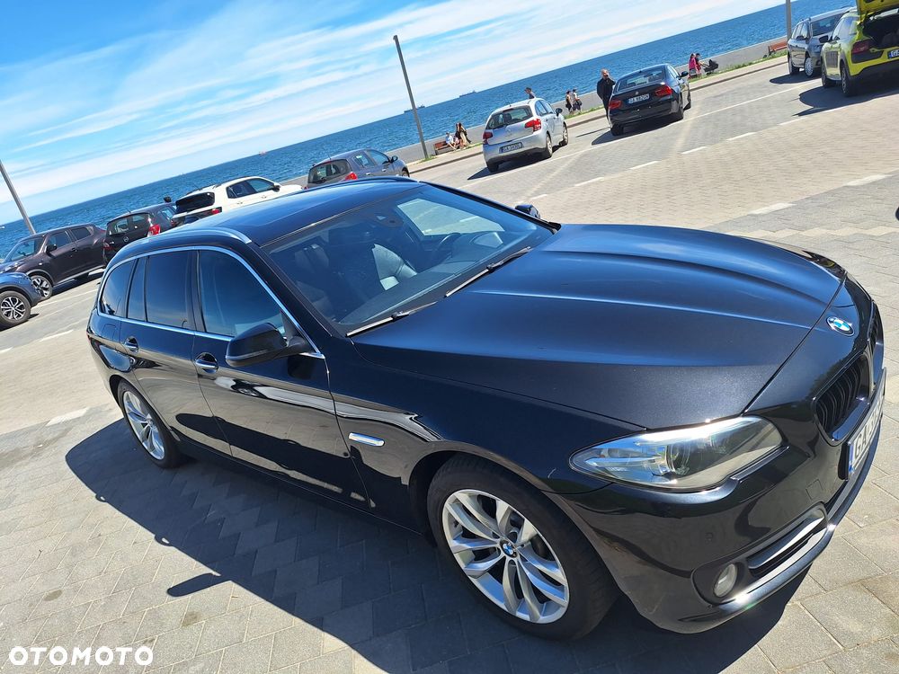 BMW Seria 5 525d xDrive Luxury Line - 6