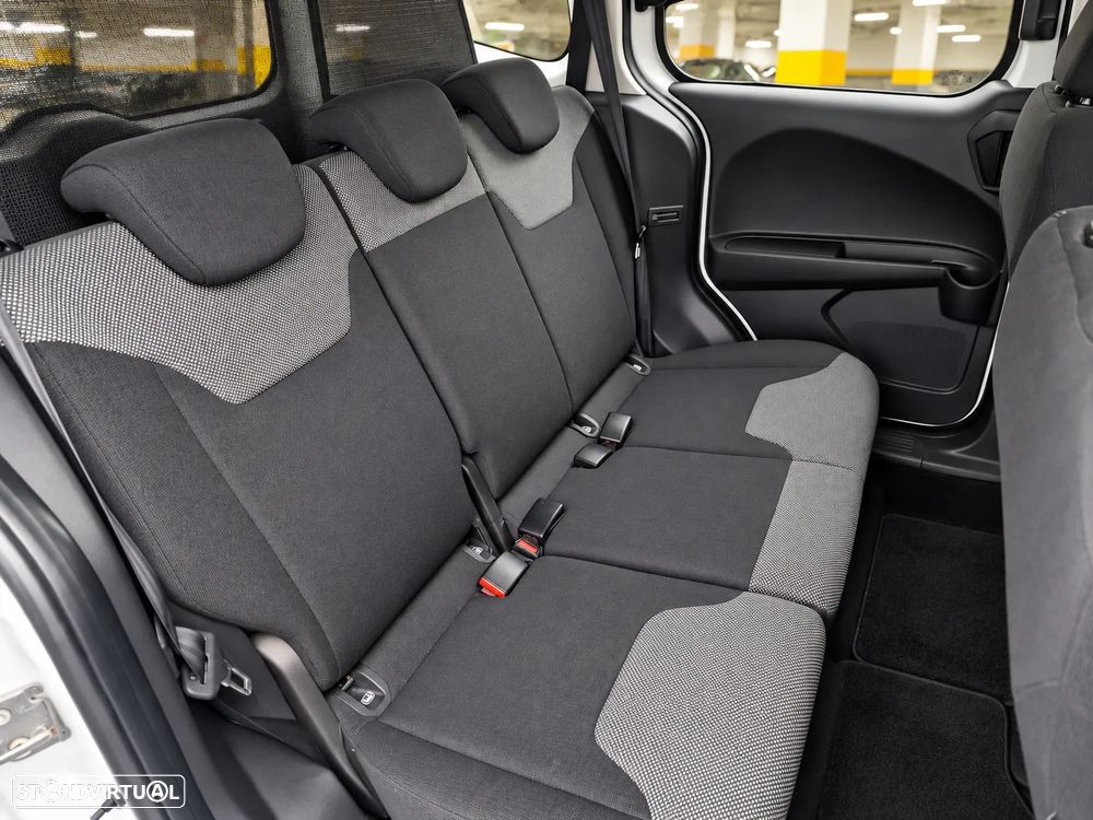 Ford Tourneo Courier 1.0 EcoBoost Ambiente - 6