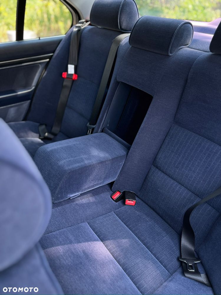 BMW Seria 5 520i - 16