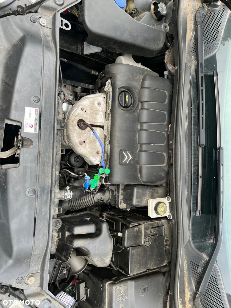 Citroën C4 1.4 16V VTR - 12