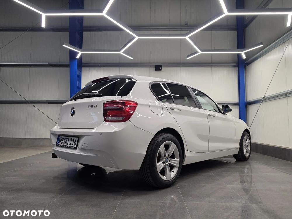 BMW Seria 1 116d DPF - 17