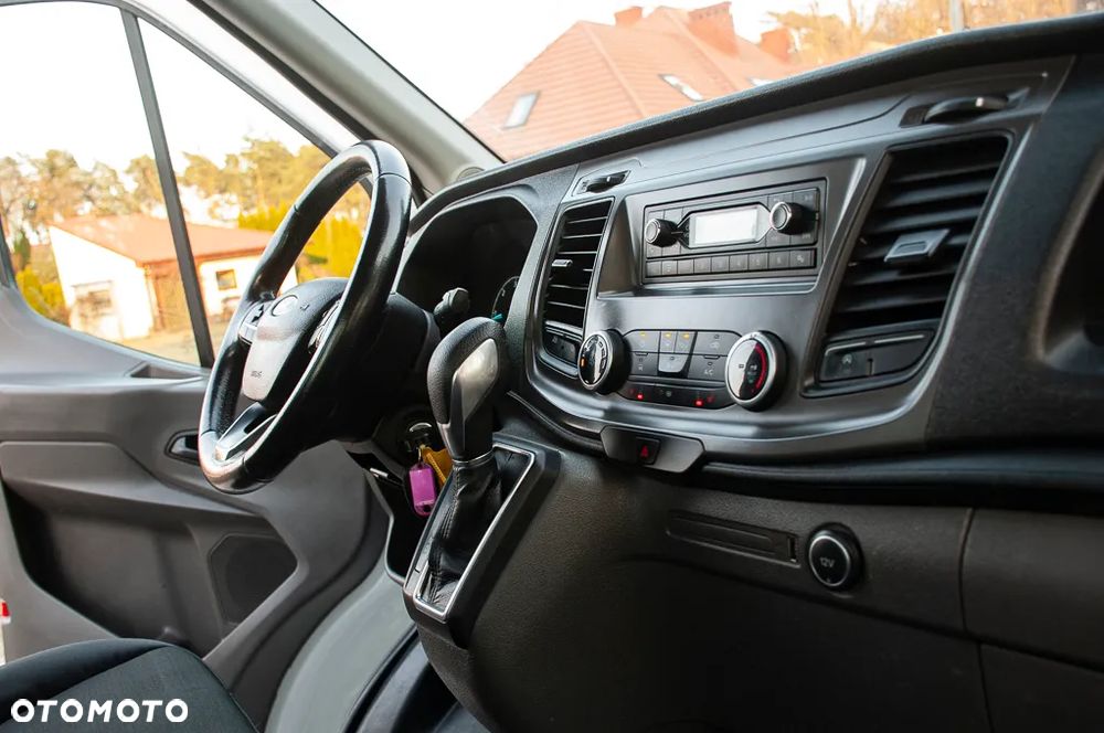 Ford Transit - 26