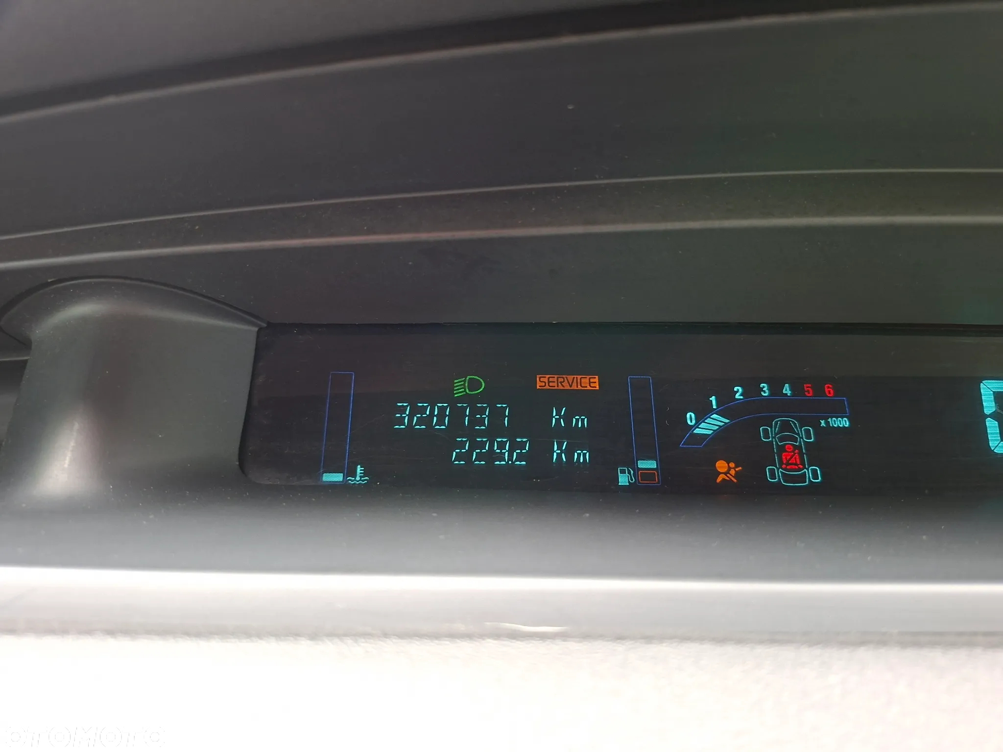 Renault Scenic - 12