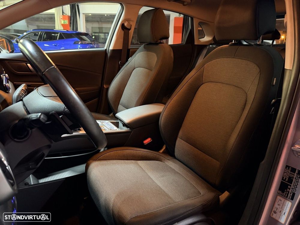 Hyundai Kauai 64 kWh Premium+LED - 4