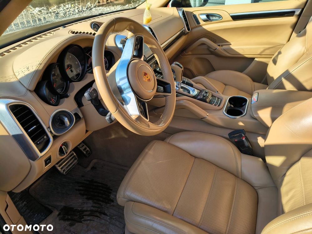 Porsche Cayenne S Diesel - 4
