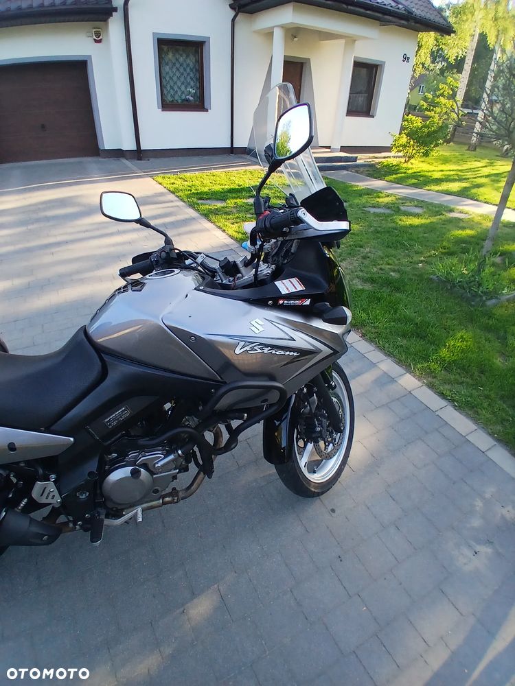 Suzuki V-STROM - 2