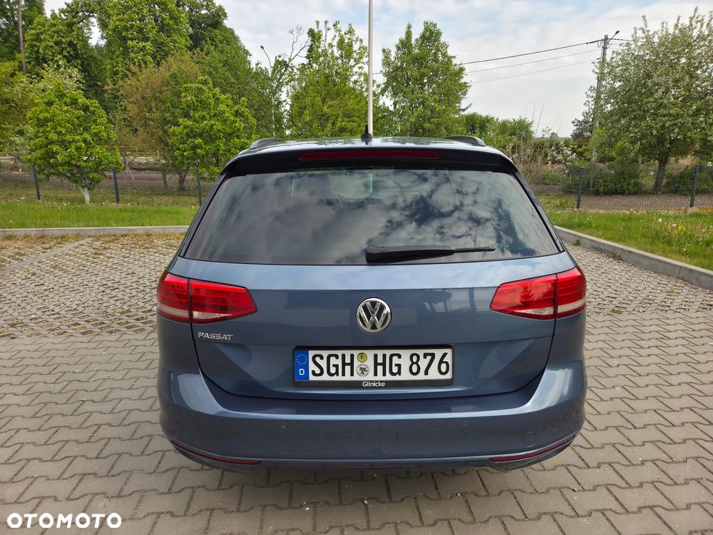 Volkswagen Passat 2.0 TDI BMT Comfortline - 10