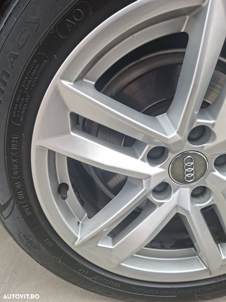 Audi A4 2.0 TDI S tronic - 11