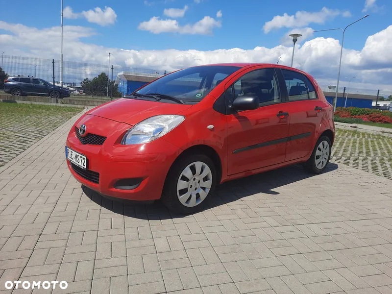 Toyota Yaris - 8