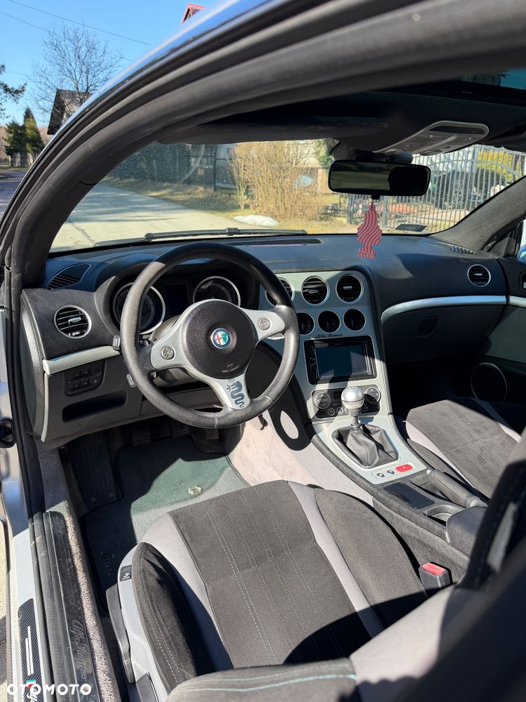 Alfa Romeo Brera 2.4JTDM Sky View - 12