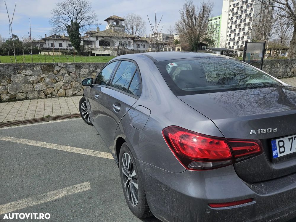 Mercedes-Benz A 180 - 19