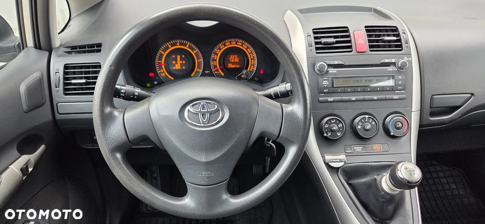 Toyota Auris 1.33 VVT-i Life - 18