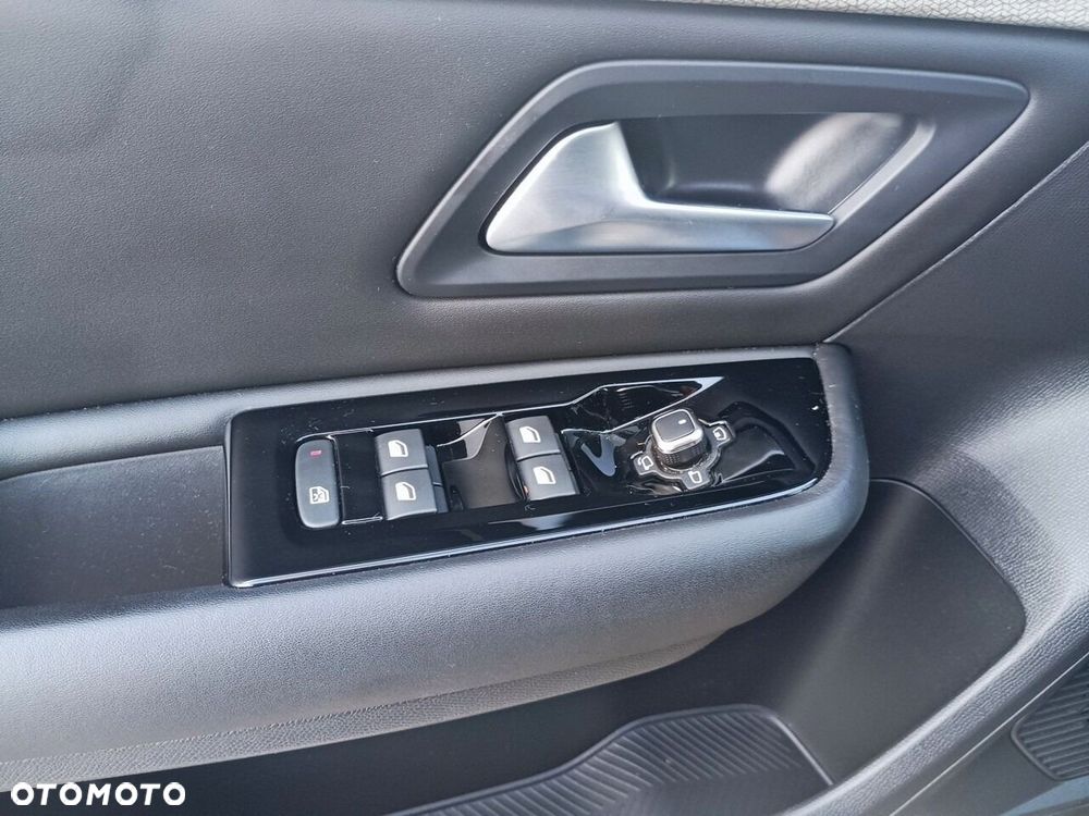Citroën C5X 1.2 PureTech Plus EAT8 - 17