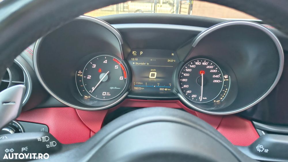 Alfa Romeo Giulia - 14