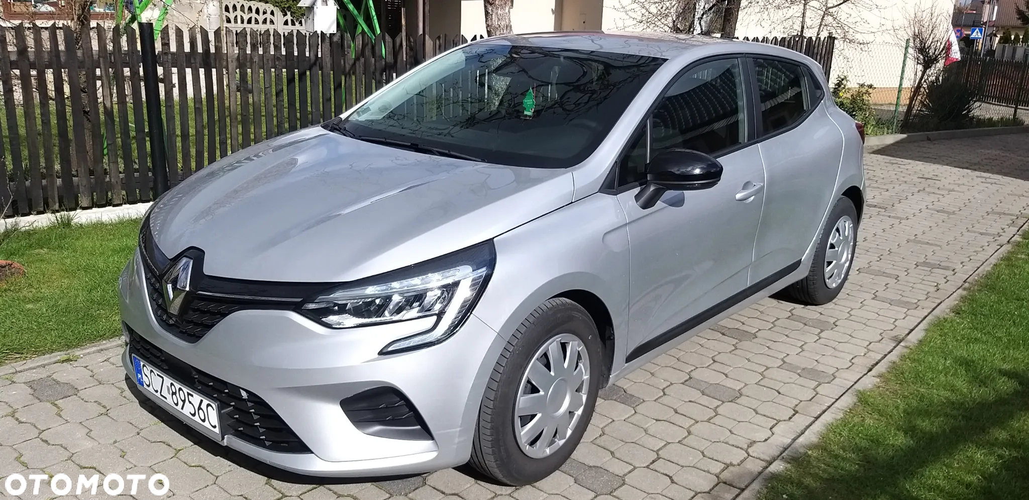 Renault Clio - 2
