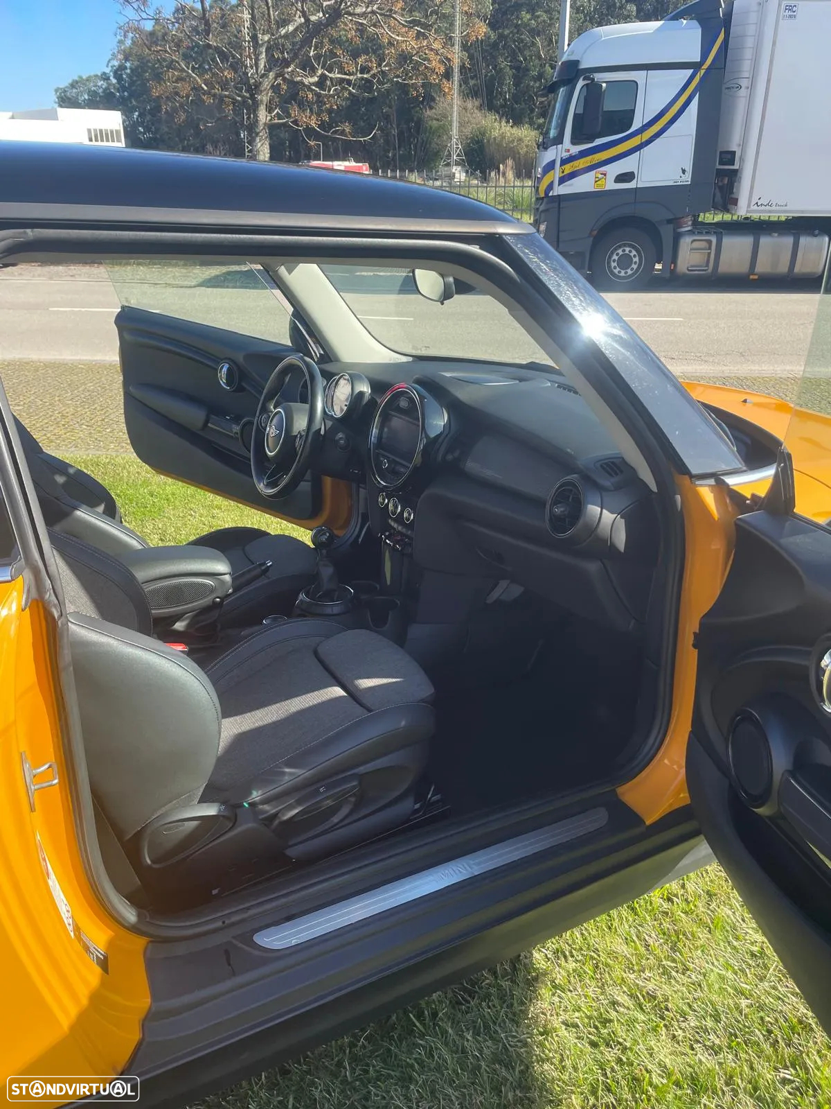MINI 3 Portas Cooper D - 8