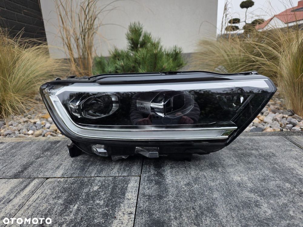 vw t roc lift lampa prawa przód full led matrix iq light 2ga941036ad - 1