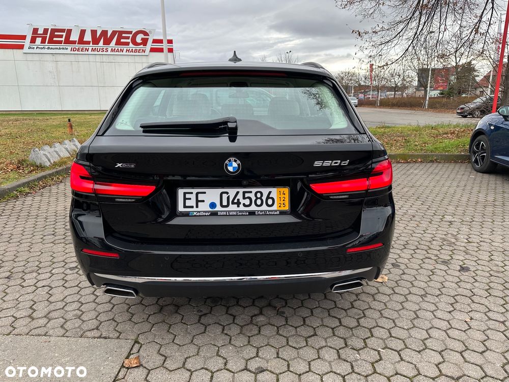 BMW Seria 5 520d Luxury Line sport - 4
