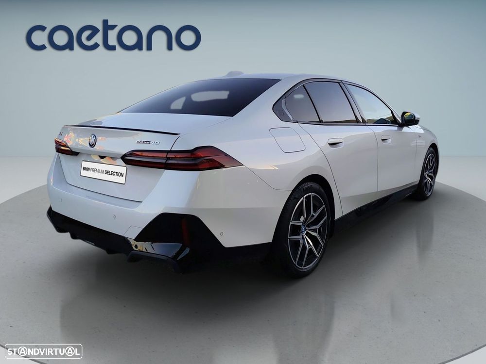 BMW i5 eDrive40 Pack Desportivo M Pro - 8