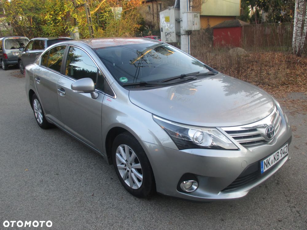 Toyota Avensis 1.8 Multidrive S Comfort - 7