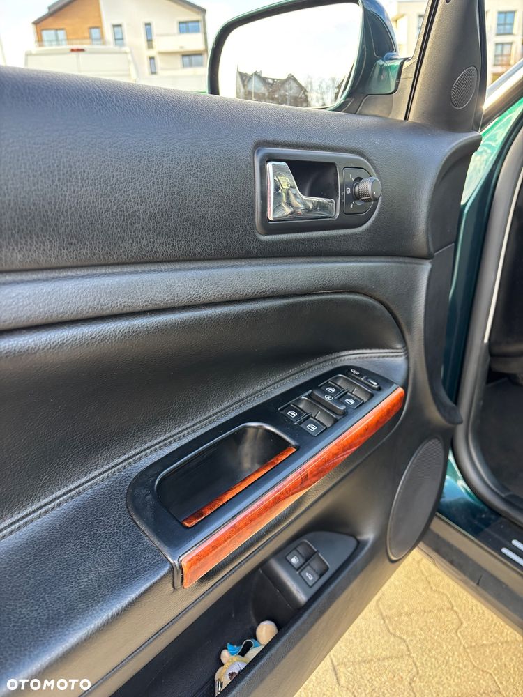 Volkswagen Passat 1.8T Comfortline Tiptr - 10