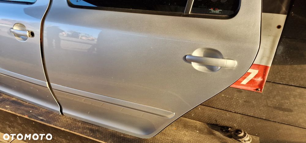 DRZWI LEWE PRZÓD TYŁ SKODA OCTAVIA II LIFT KOMBI LA7W - 11