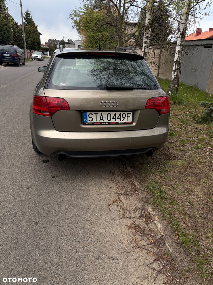 Audi A4 Avant 2.0T FSI - 6