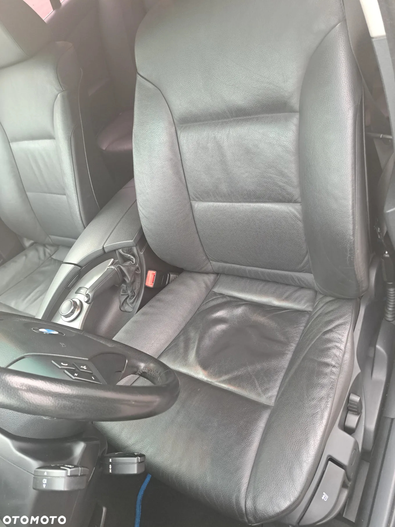 BMW Seria 5 525d - 27