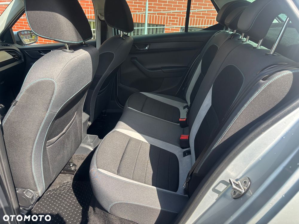 Skoda Fabia 1.0 MPI Joy - 21