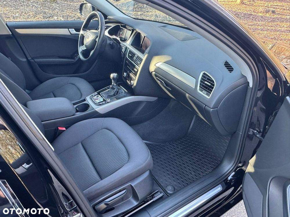 Audi A4 Avant 2.0 TDI - 30