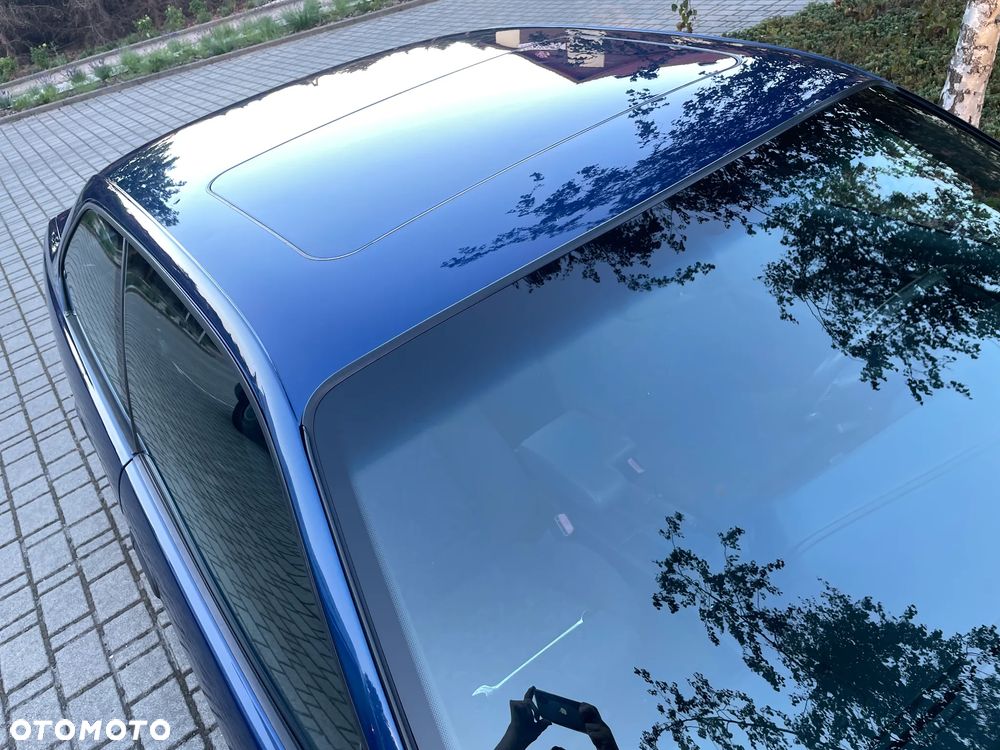 BMW Seria 3 323i - 7