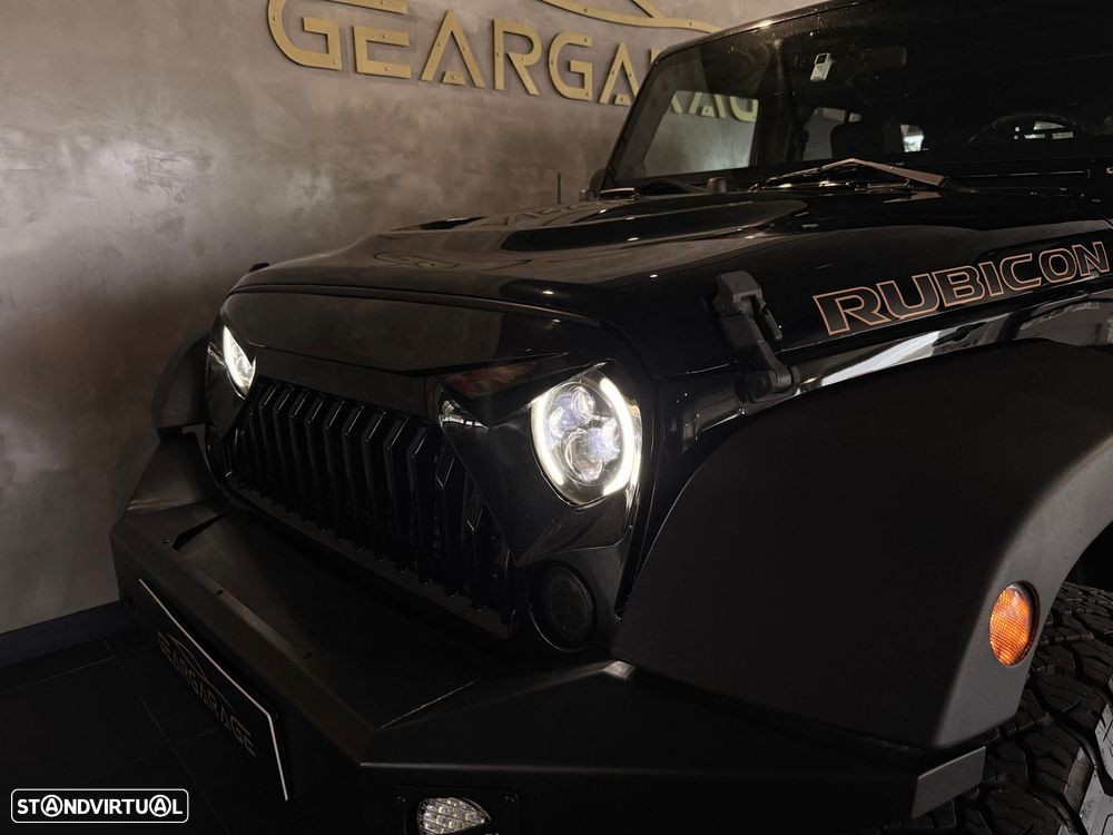 Jeep Wrangler - 15