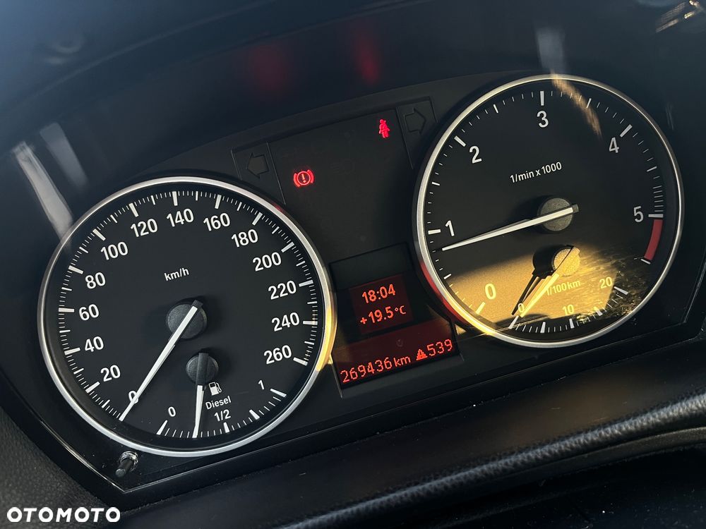 BMW Seria 3 - 34