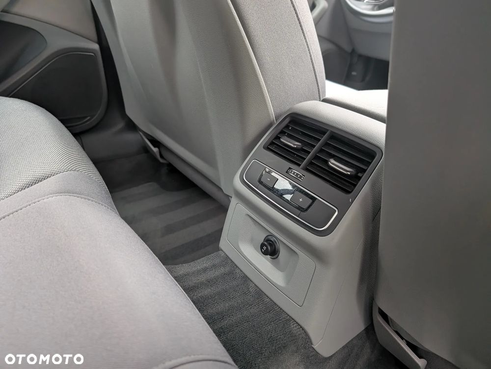 Audi A4 Avant - 23