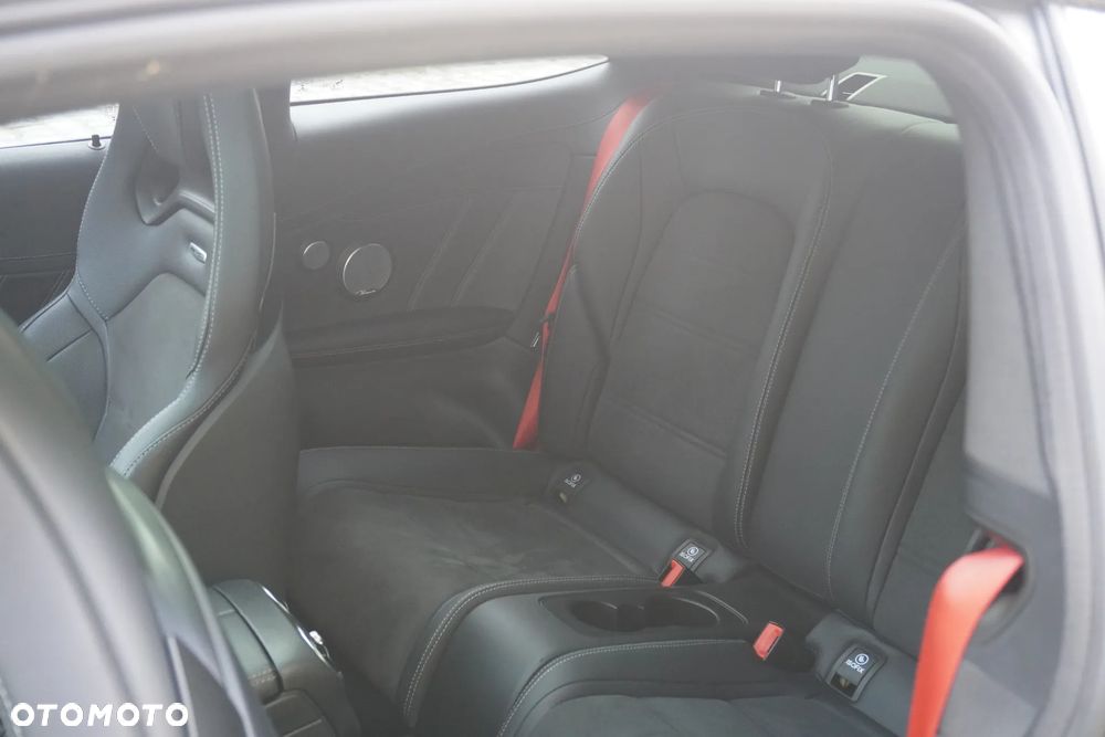 Mercedes-Benz Klasa C AMG 63 S AMG Speedshift MCT 9G - 20