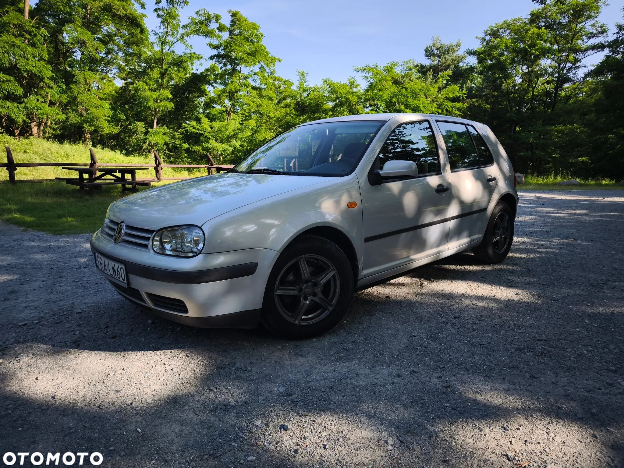 Volkswagen Golf 1.6 - 1