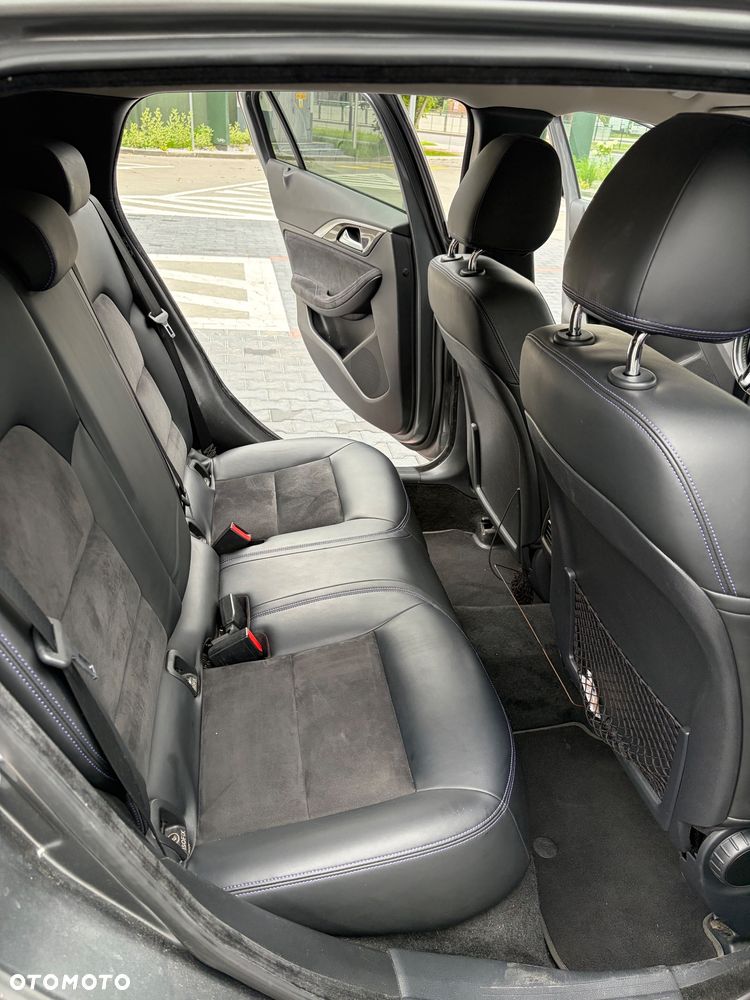 Infiniti Q30 1.5d Premium 7DCT - 8