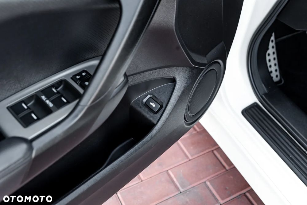 Honda Accord 2.4 TypeS - 21