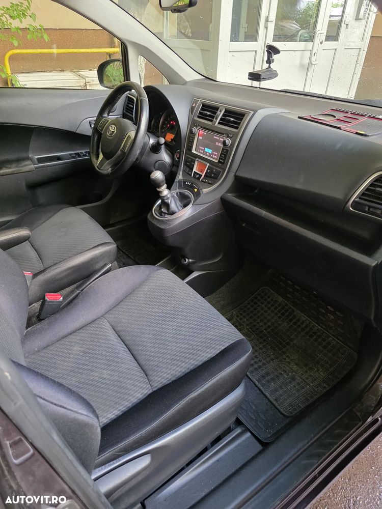 Toyota Verso - 15
