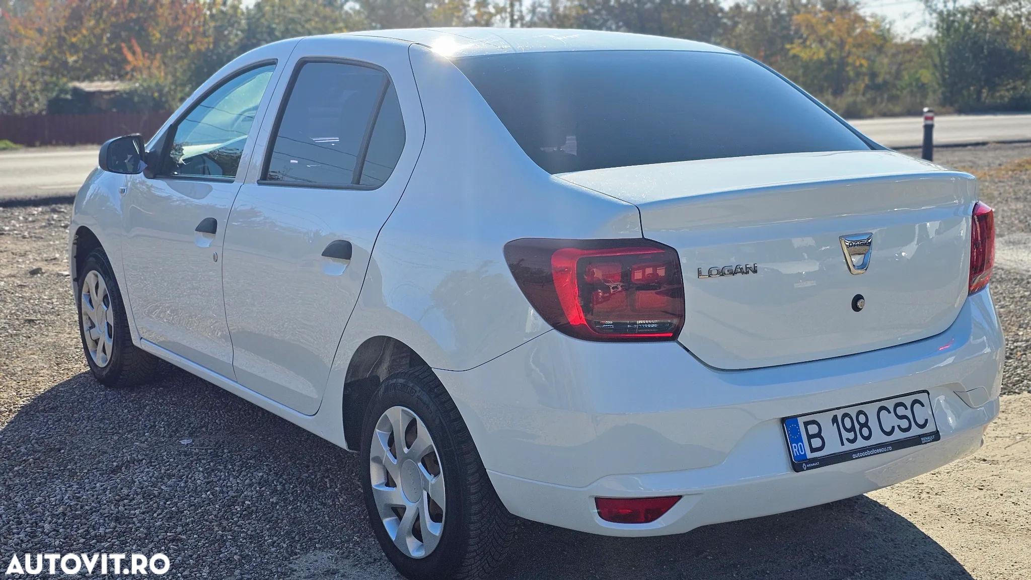Dacia Logan 0.9 TCe SL PLUS - 4