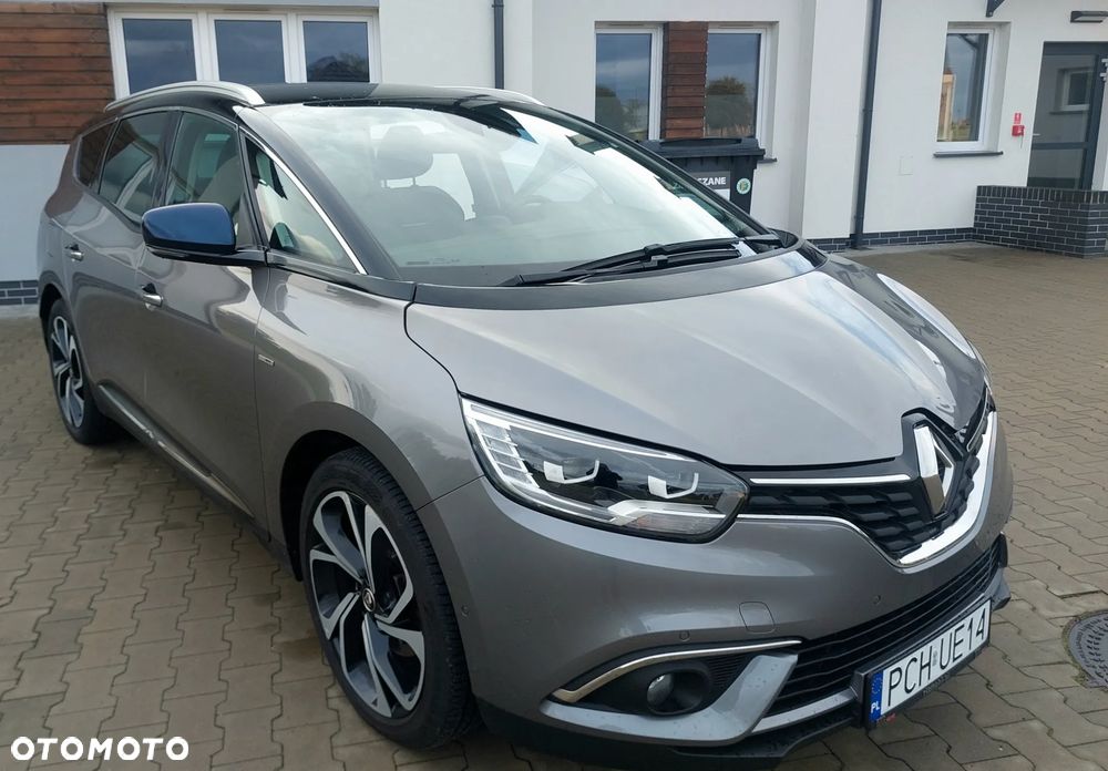Renault Grand Scenic - 39