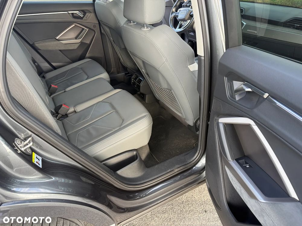 Audi Q3 Sportback - 17