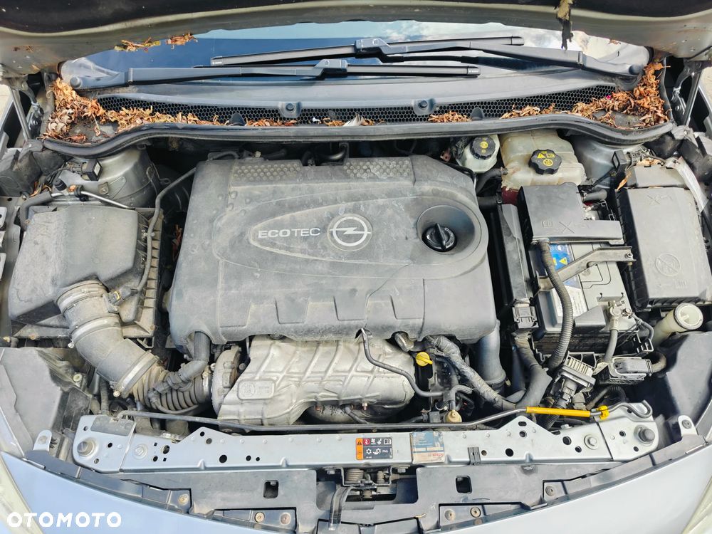 Opel Astra 2.0 CDTI DPF Cosmo - 18