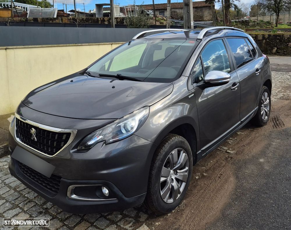 Peugeot 2008 1.2 PureTech Allure - 2