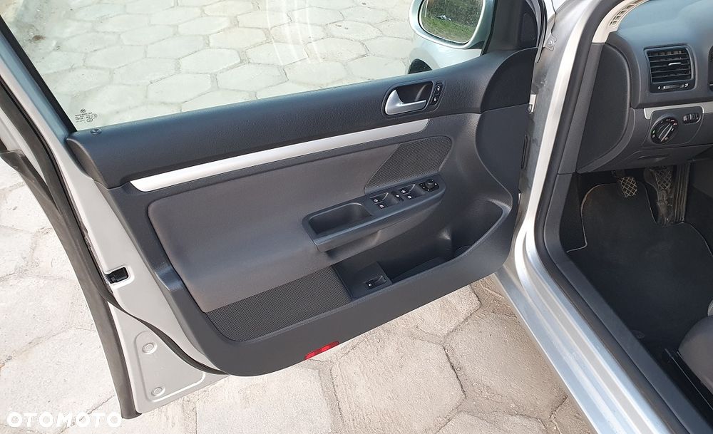 Volkswagen Golf 1.6 United - 5